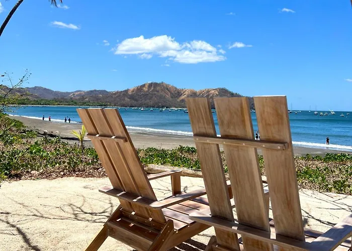Сasa de vacaciones Sandy Shore Two Bedroom Across *