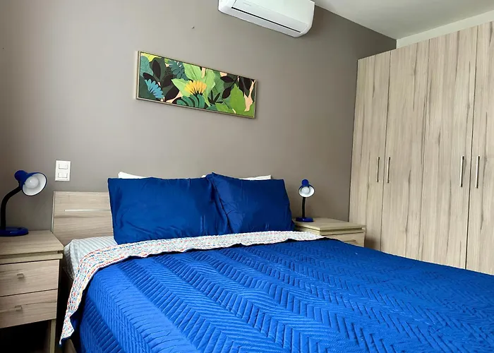 Сasa de vacaciones Sandy Shore Two Bedroom Across *