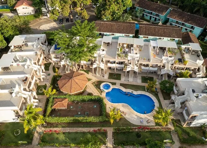 Сasa de vacaciones Sandy Shore Two Bedroom Across Coco
